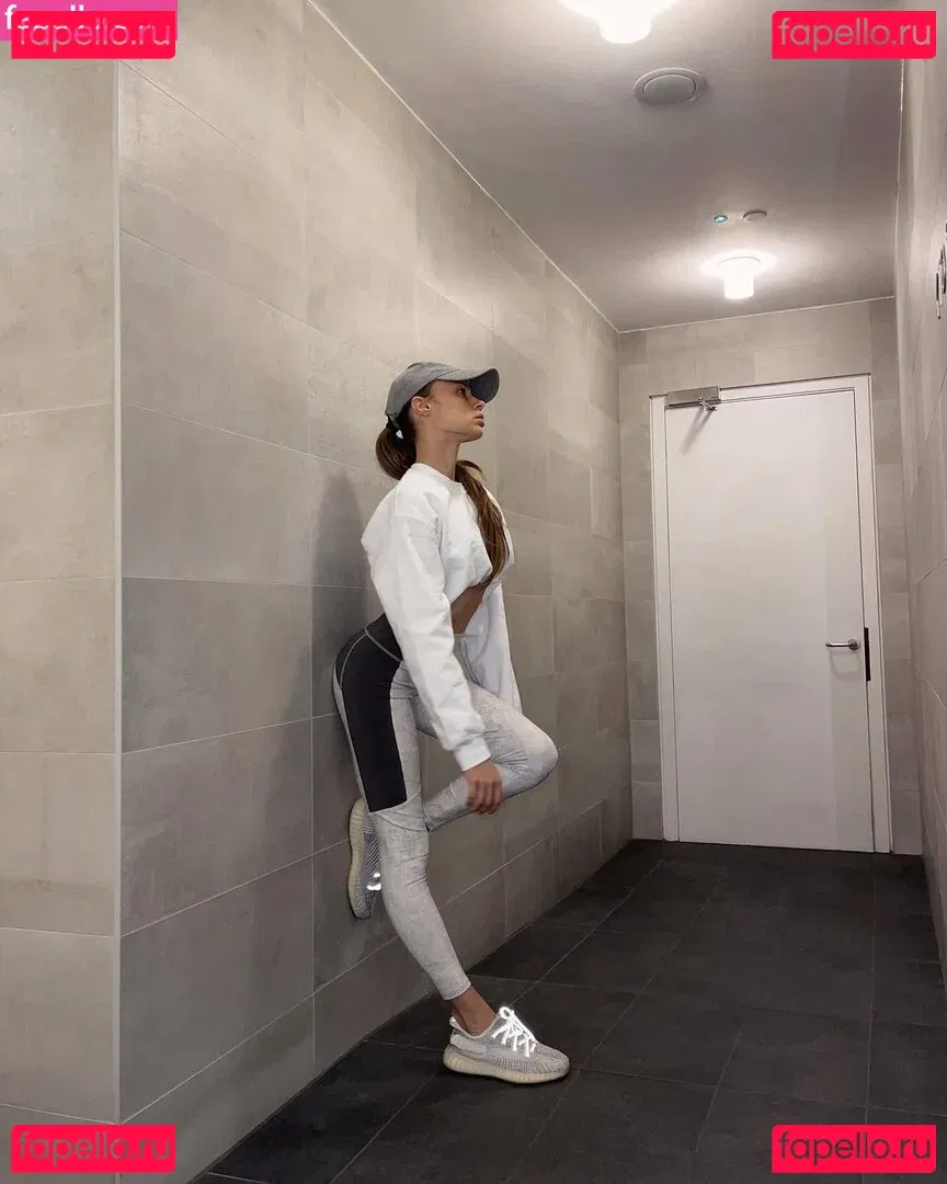 Xenia Tchoumitcheva Onlyfans Photo Gallery 