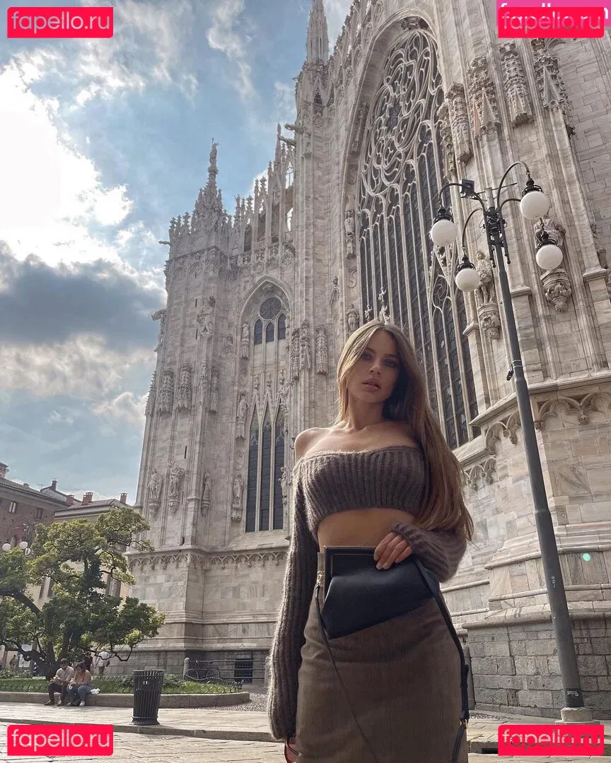 Xenia Tchoumitcheva Onlyfans Photo Gallery 