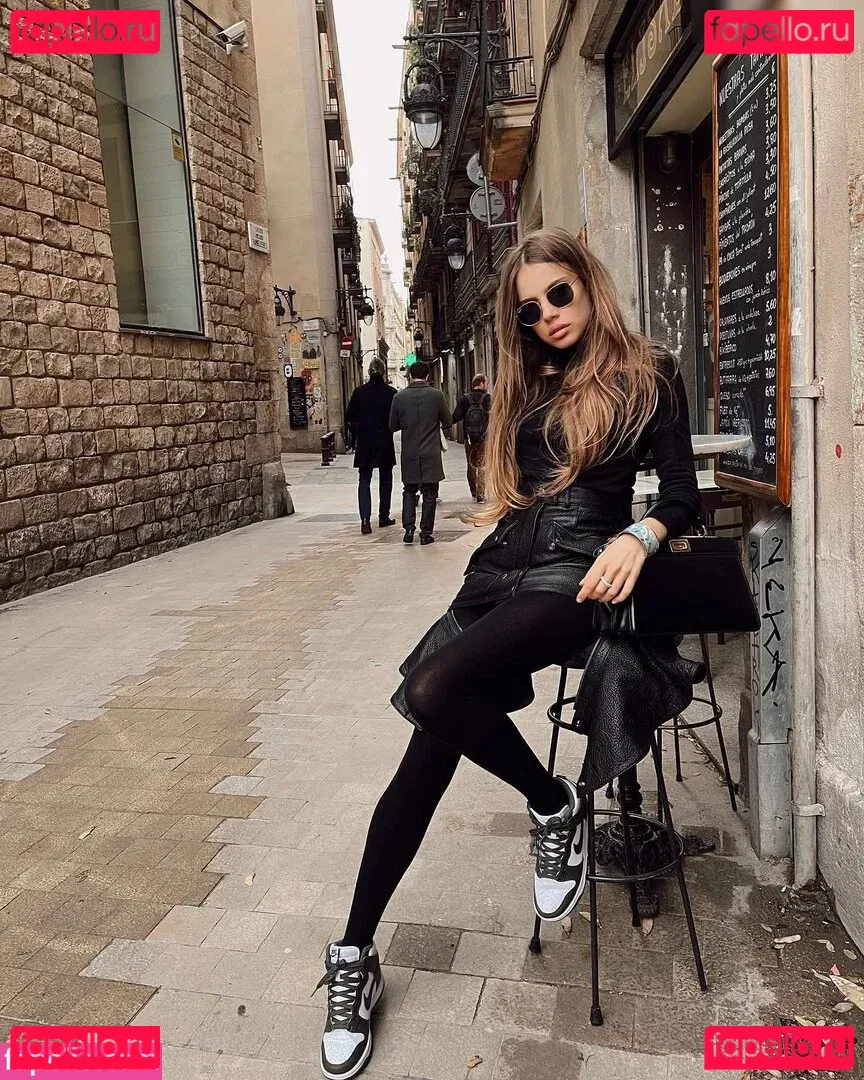 Xenia Tchoumitcheva Onlyfans Photo Gallery 