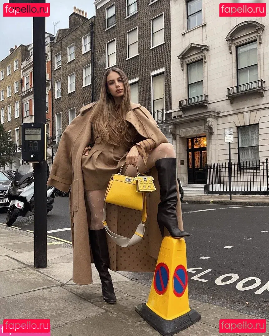 Xenia Tchoumitcheva Onlyfans Photo Gallery 