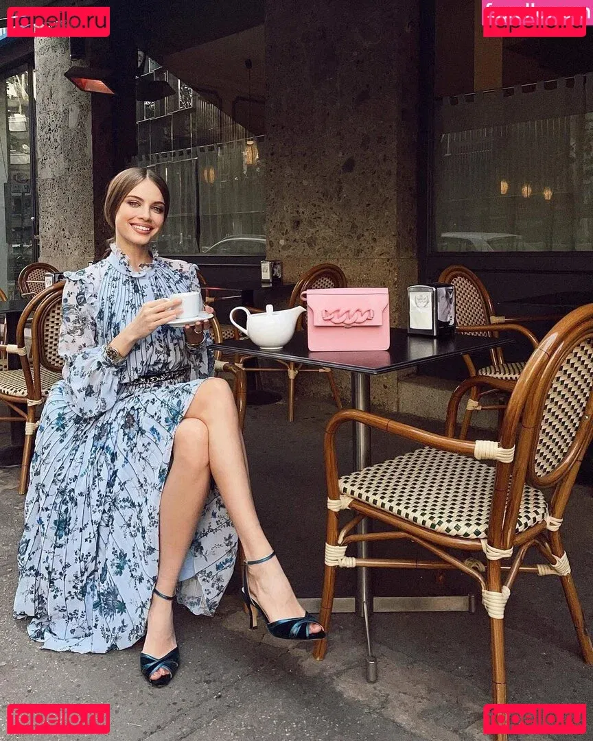 Xenia Tchoumitcheva Onlyfans Photo Gallery 