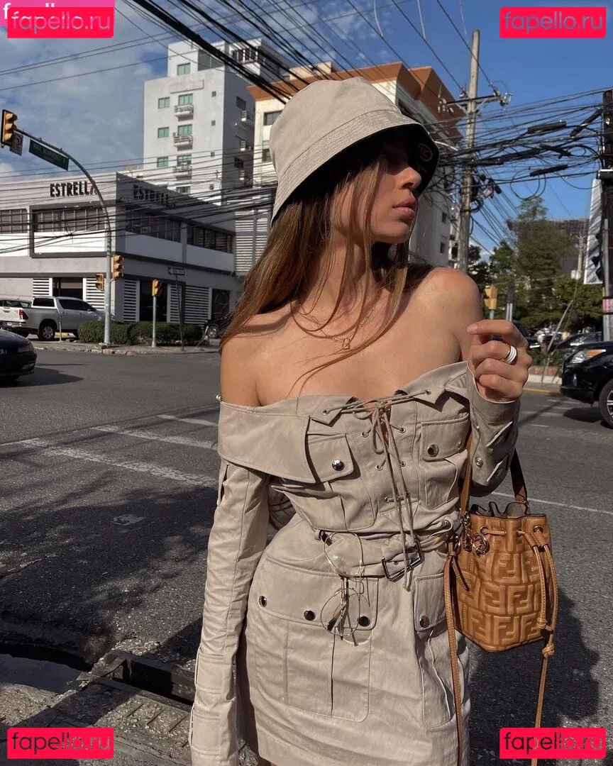 Xenia Tchoumitcheva Onlyfans Photo Gallery 