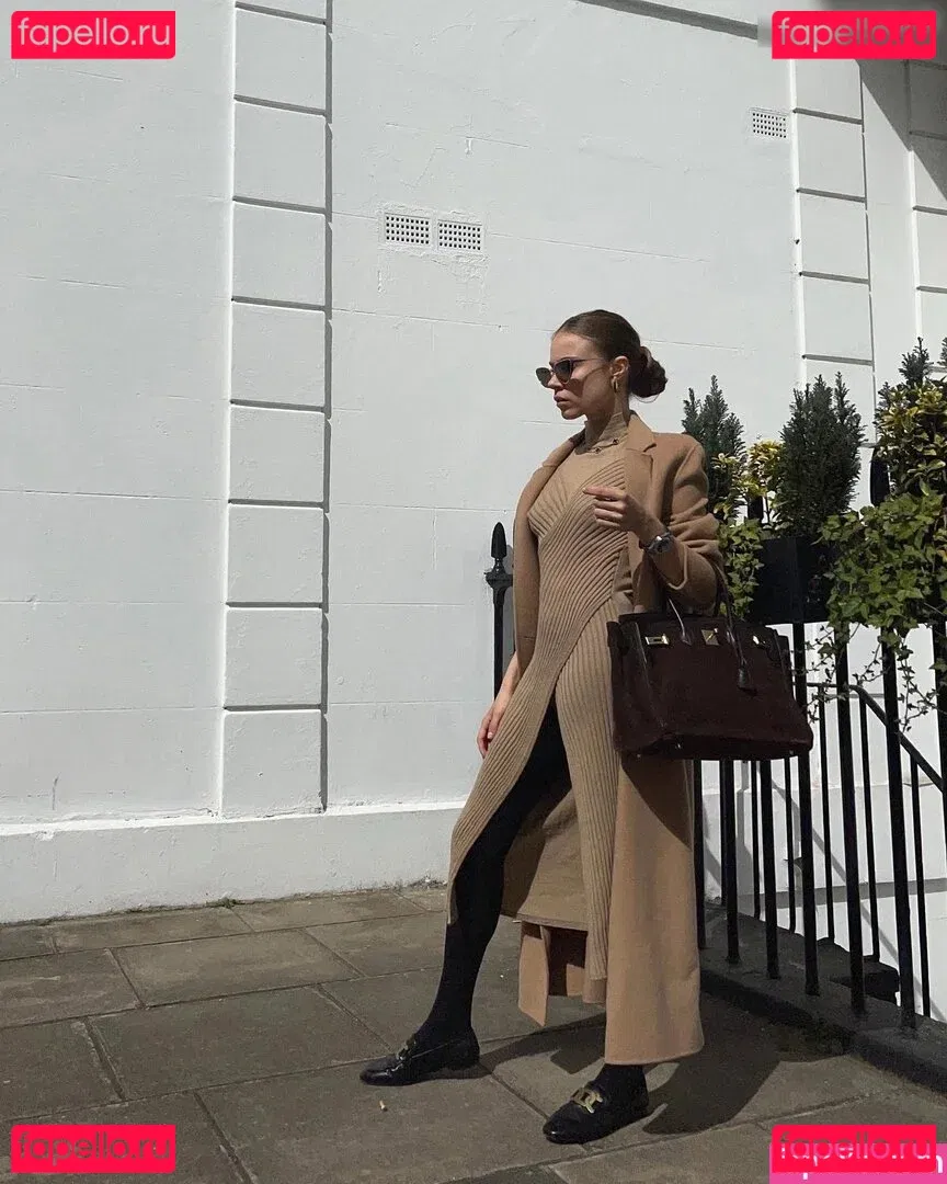 Xenia Tchoumitcheva Onlyfans Photo Gallery 