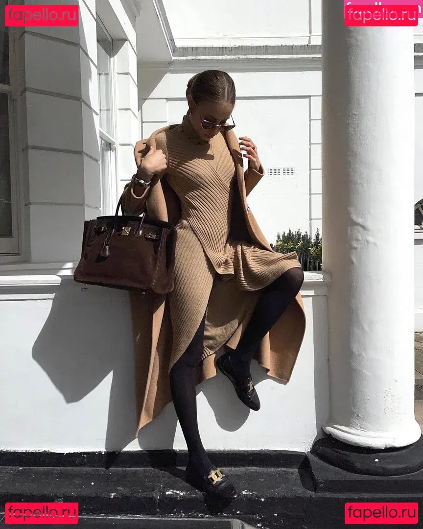 Xenia Tchoumitcheva Onlyfans Photo Gallery 