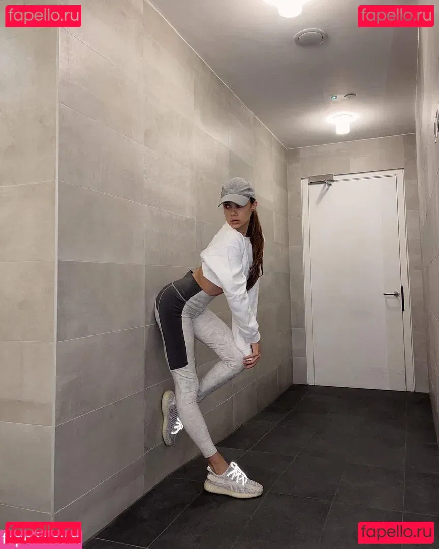 Xenia Tchoumitcheva Onlyfans Photo Gallery 