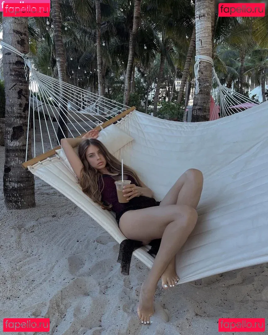 Xenia Tchoumitcheva Onlyfans Photo Gallery 