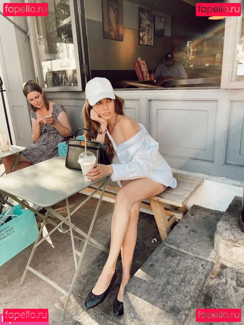 Xenia Tchoumitcheva Onlyfans Photo Gallery 