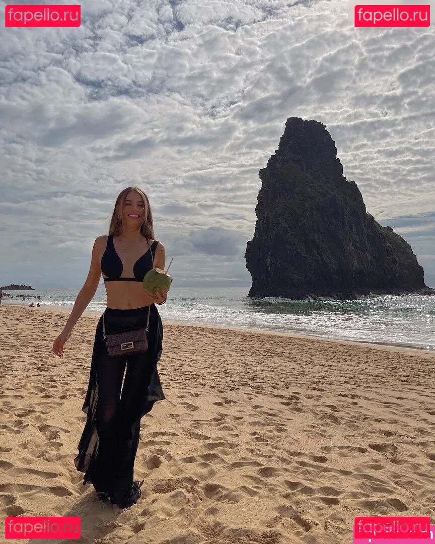 Xenia Tchoumitcheva Onlyfans Photo Gallery 