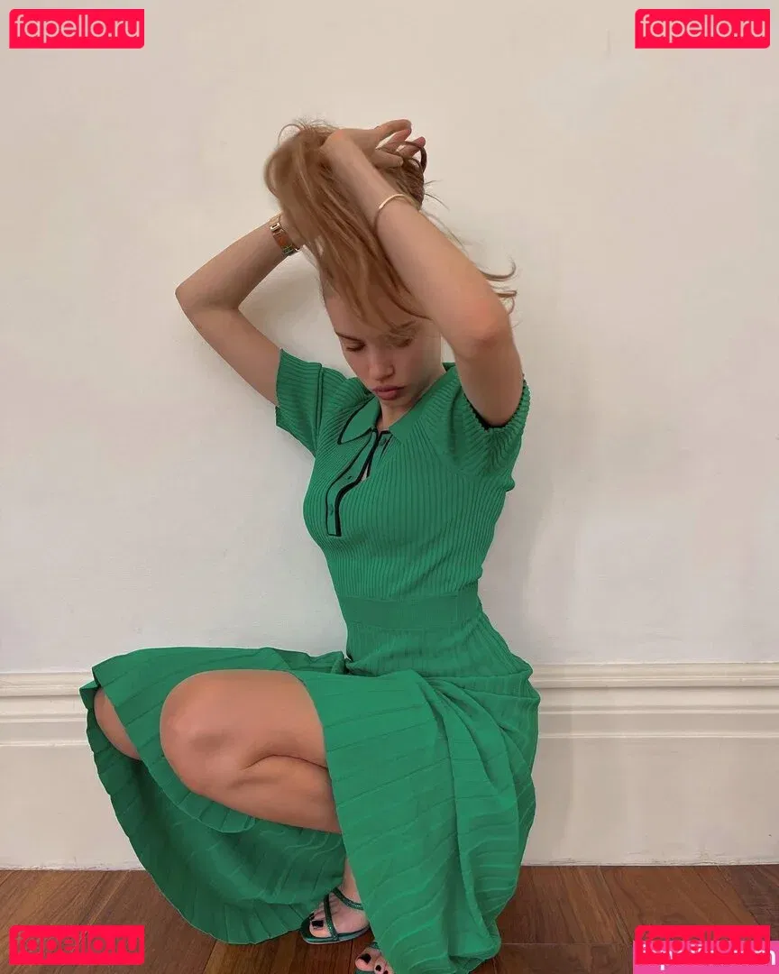 Xenia Tchoumitcheva Onlyfans Photo Gallery 