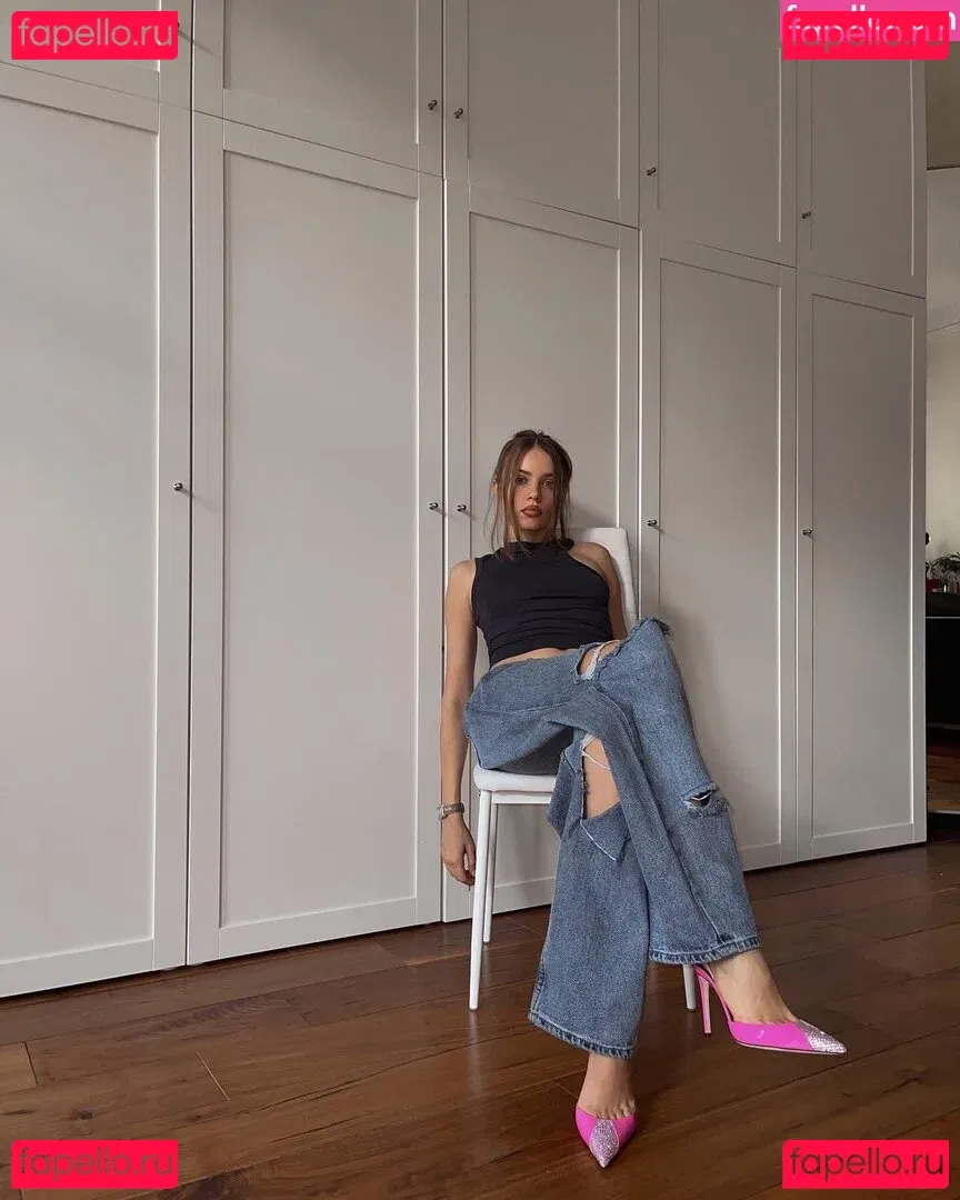 Xenia Tchoumitcheva Onlyfans Photo Gallery 