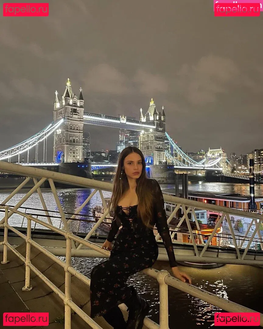 Xenia Tchoumitcheva Onlyfans Photo Gallery 