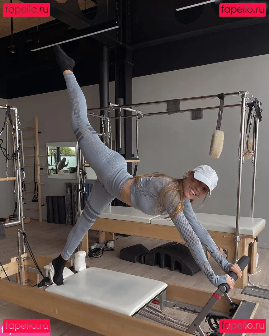 Xenia Tchoumitcheva Onlyfans Photo Gallery 