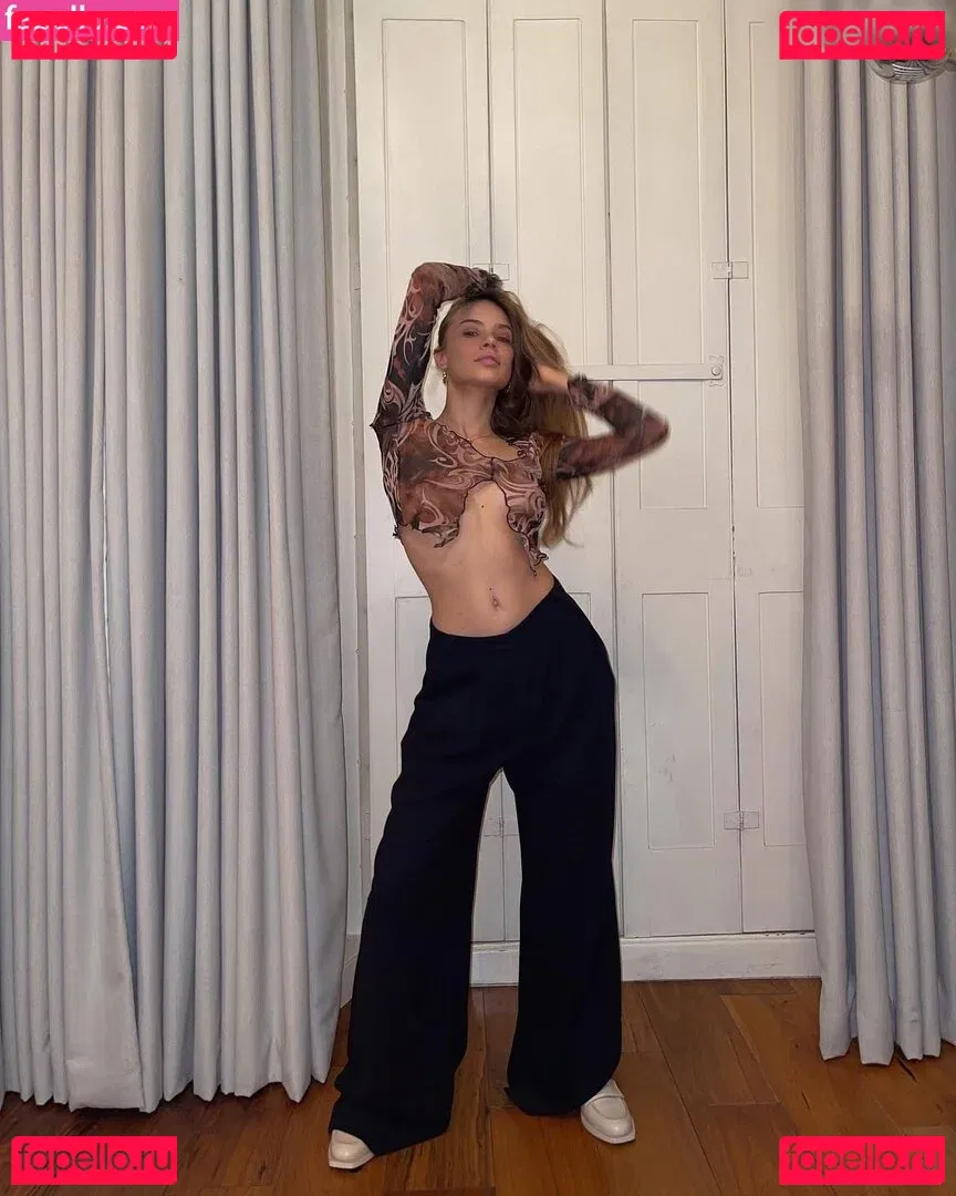 Xenia Tchoumitcheva Onlyfans Photo Gallery 