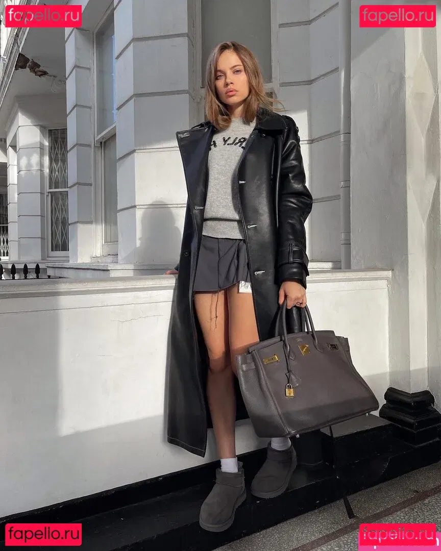 Xenia Tchoumitcheva Onlyfans Photo Gallery 