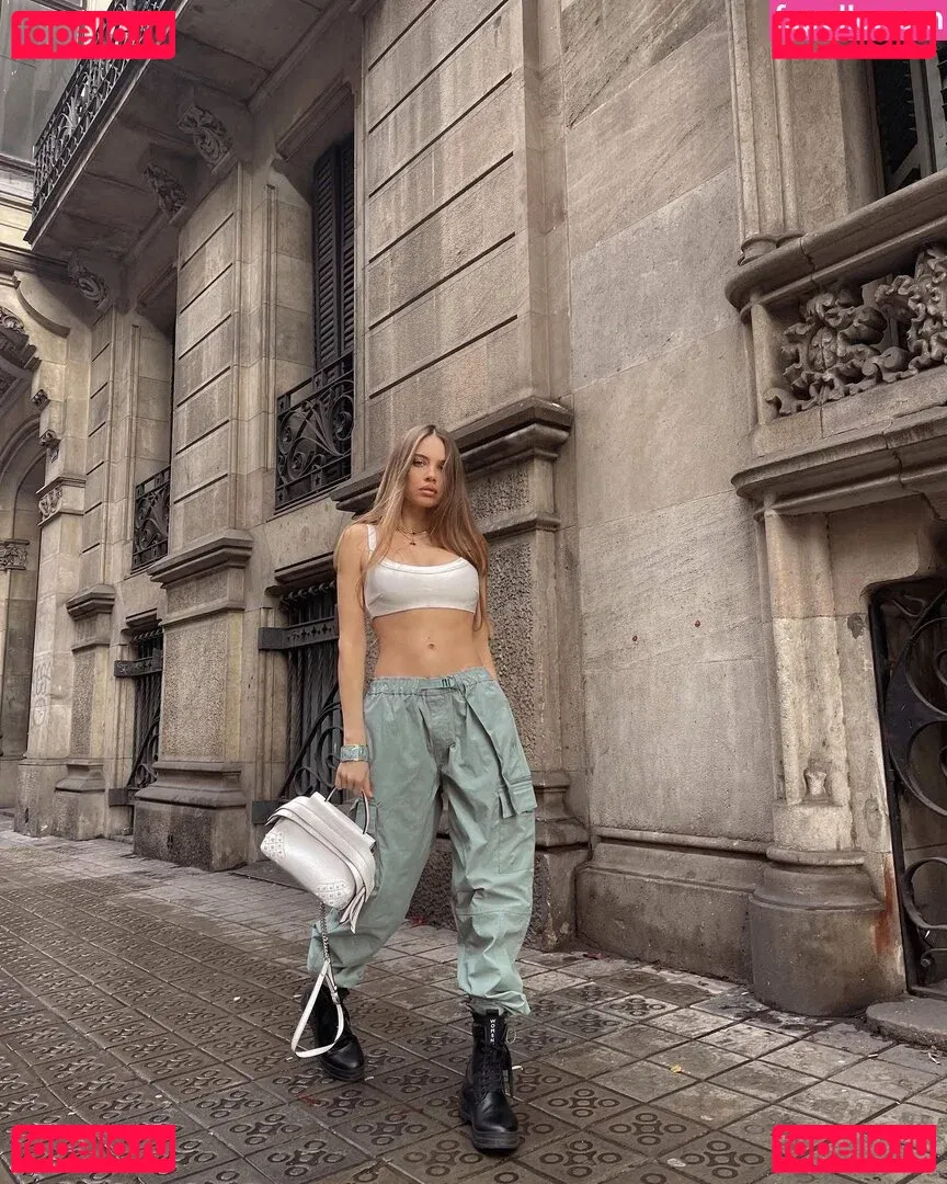 Xenia Tchoumitcheva Onlyfans Photo Gallery 