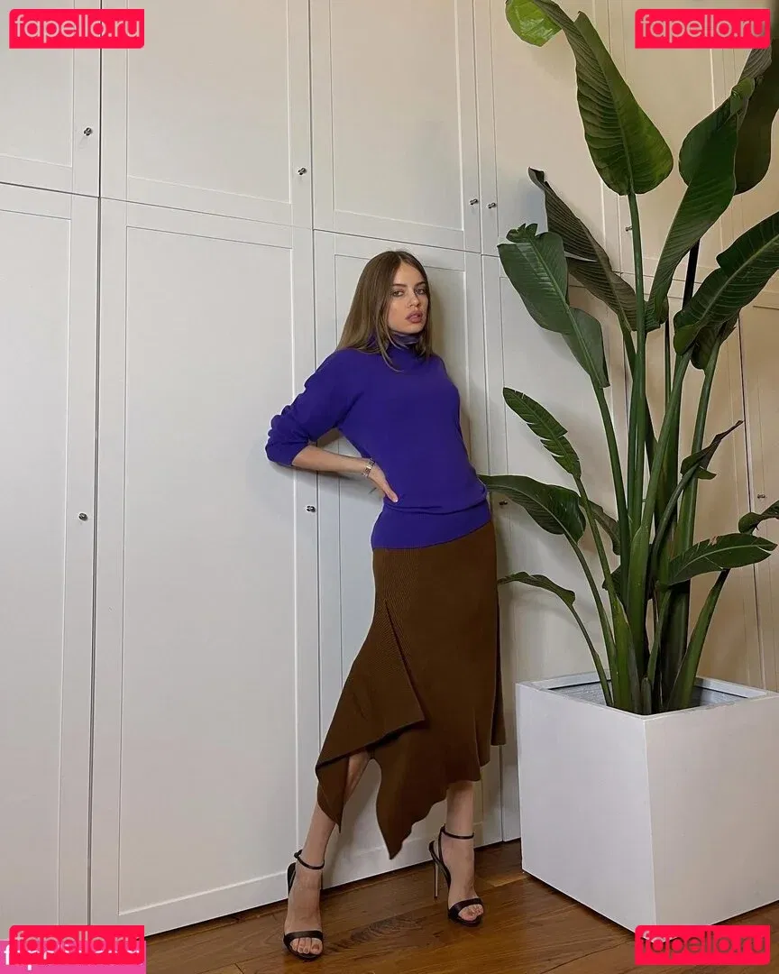 Xenia Tchoumitcheva Onlyfans Photo Gallery 