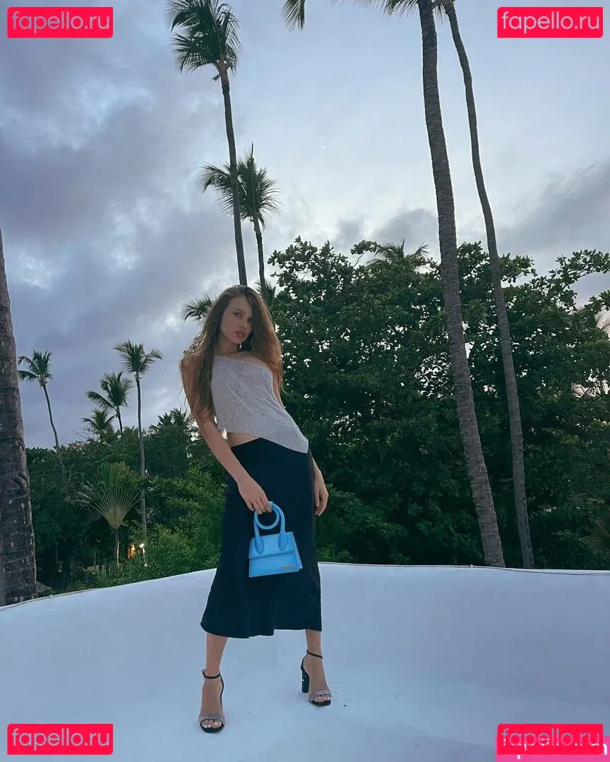 Xenia Tchoumitcheva Onlyfans Photo Gallery 