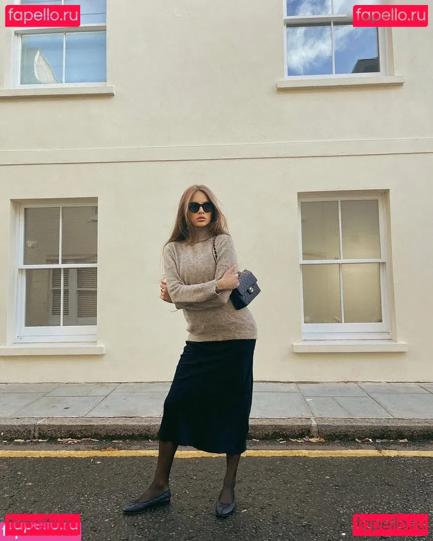 Xenia Tchoumitcheva Onlyfans Photo Gallery 