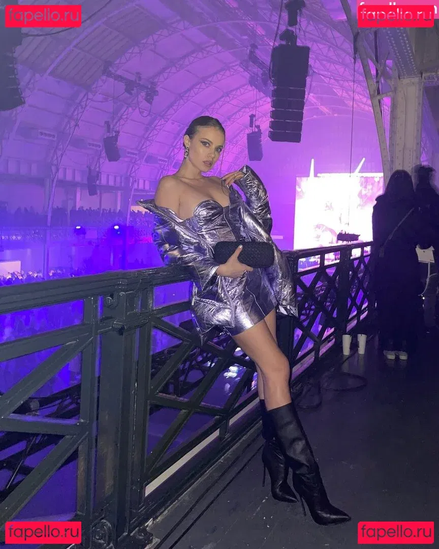 Xenia Tchoumitcheva Onlyfans Photo Gallery 