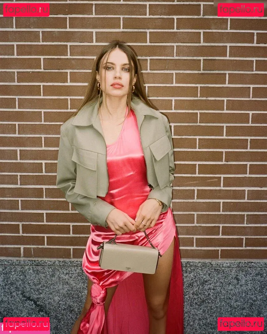 Xenia Tchoumitcheva Onlyfans Photo Gallery 