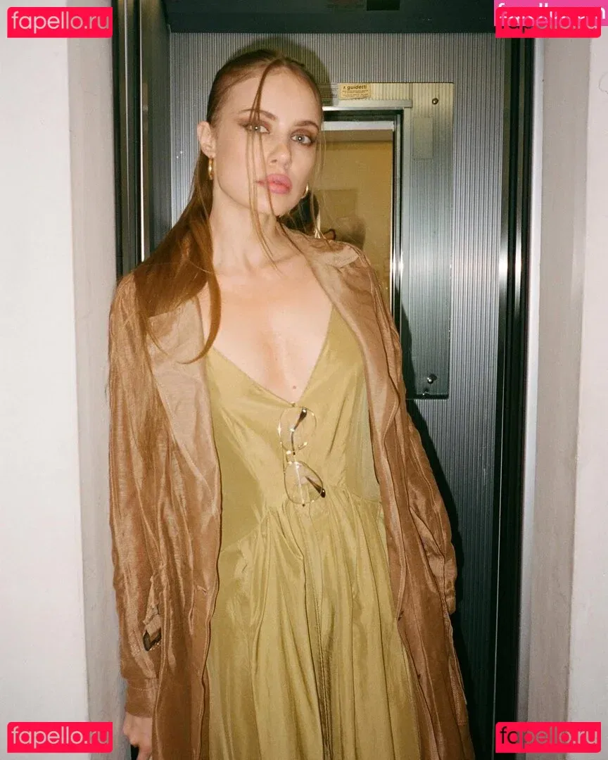 Xenia Tchoumitcheva Onlyfans Photo Gallery 