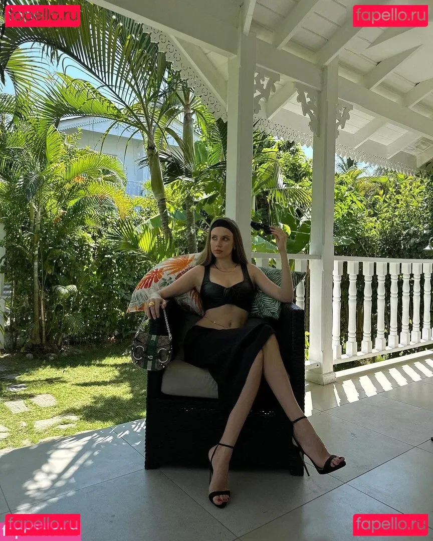 Xenia Tchoumitcheva Onlyfans Photo Gallery 