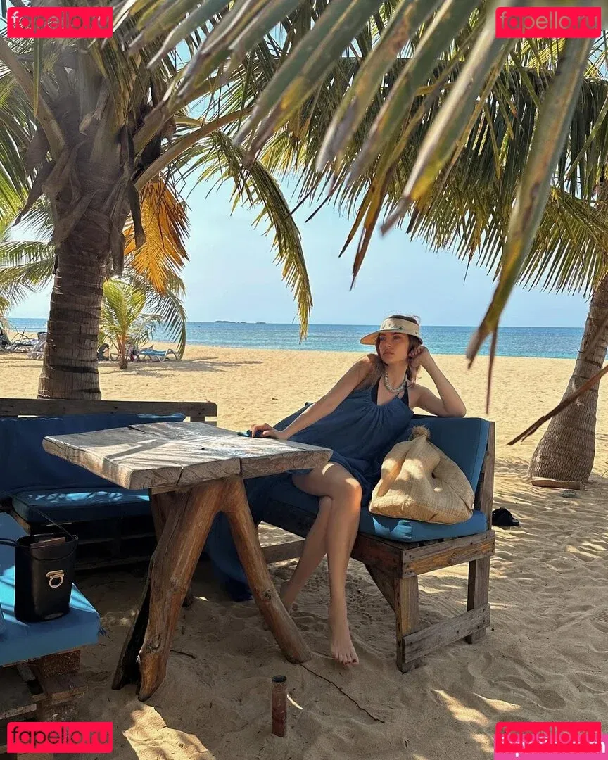 Xenia Tchoumitcheva Onlyfans Photo Gallery 