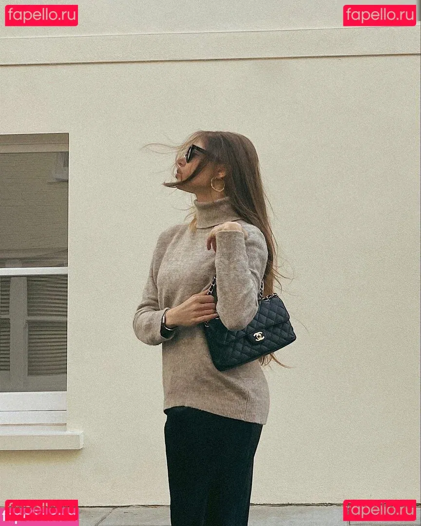 Xenia Tchoumitcheva Onlyfans Photo Gallery 