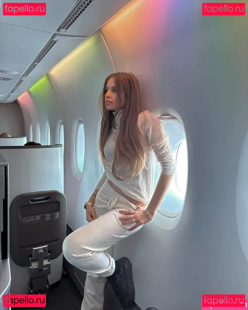 Xenia Tchoumitcheva Onlyfans Photo Gallery 