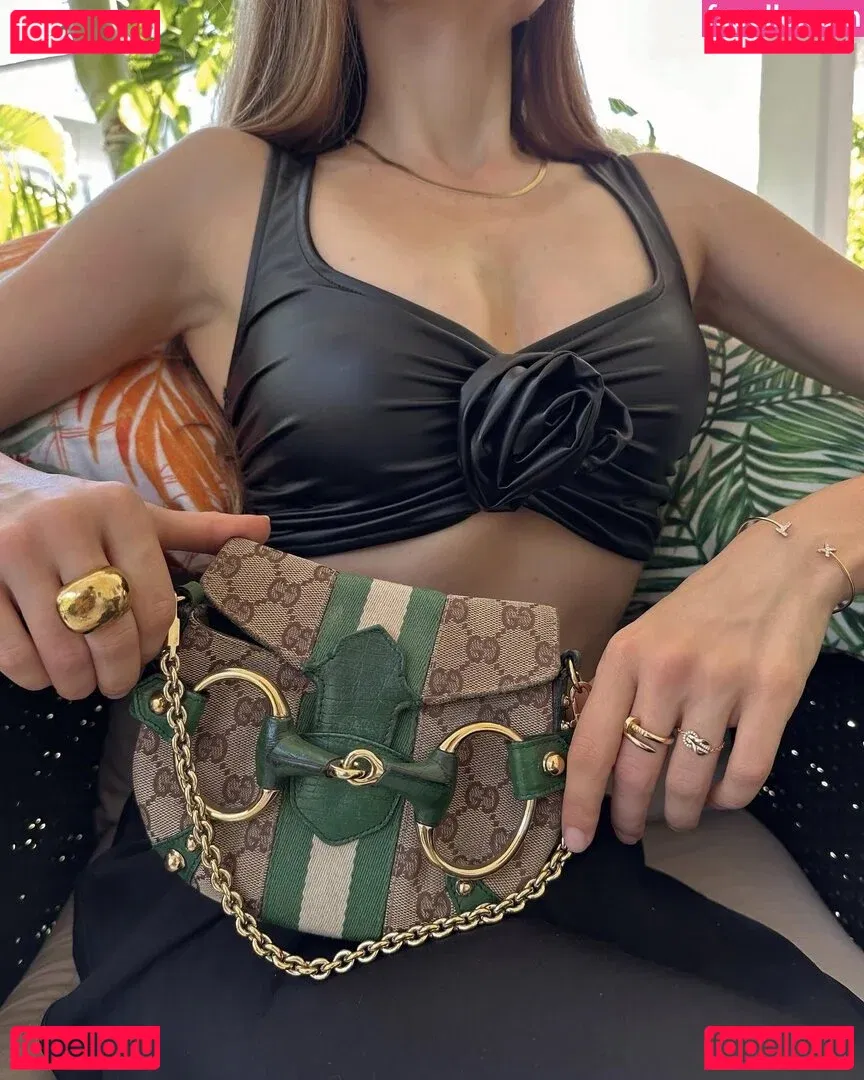 Xenia Tchoumitcheva Onlyfans Photo Gallery 