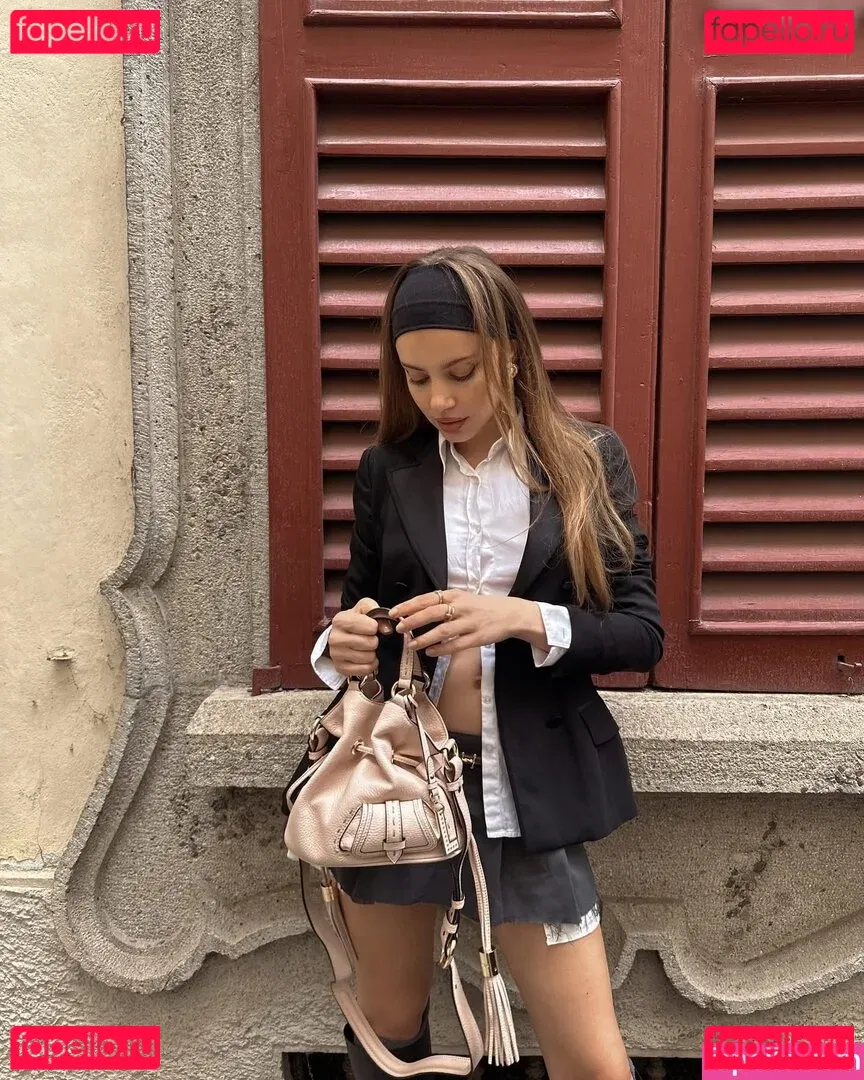 Xenia Tchoumitcheva Onlyfans Photo Gallery 