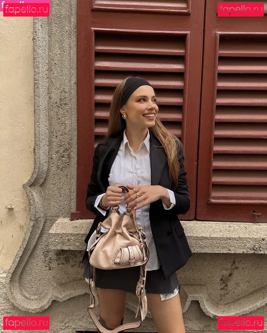 Xenia Tchoumitcheva Onlyfans Photo Gallery 