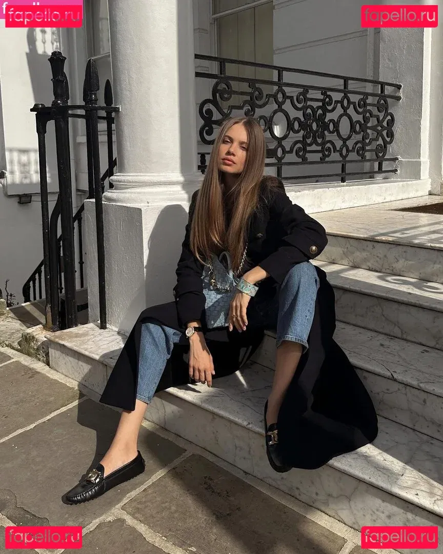 Xenia Tchoumitcheva Onlyfans Photo Gallery 