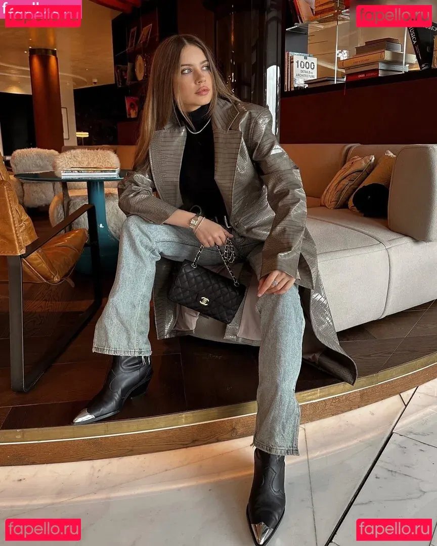 Xenia Tchoumitcheva Onlyfans Photo Gallery 