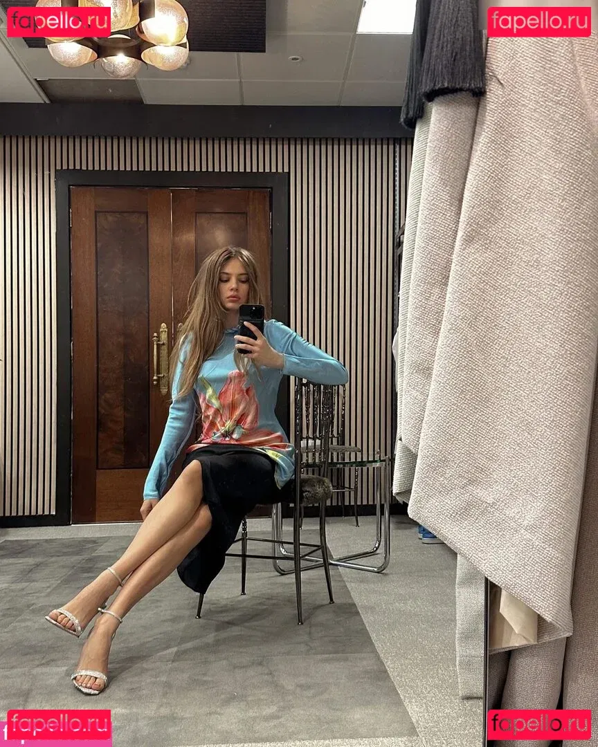 Xenia Tchoumitcheva Onlyfans Photo Gallery 