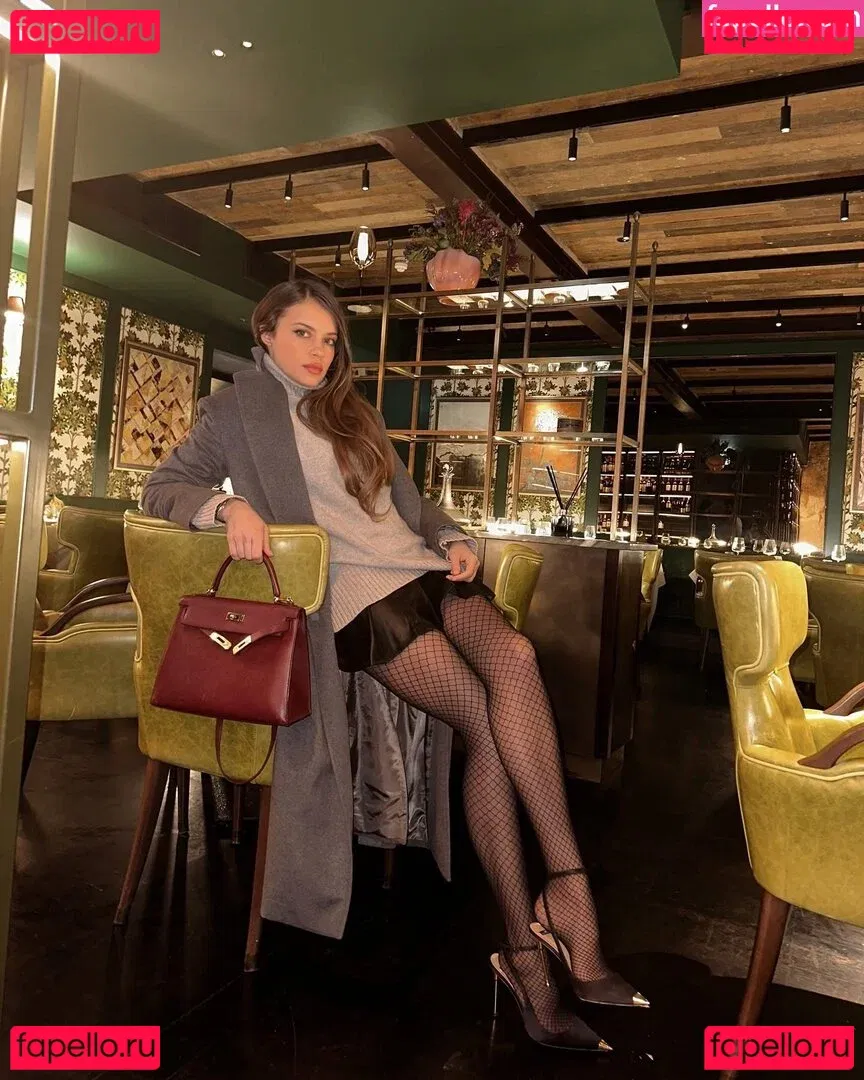 Xenia Tchoumitcheva Onlyfans Photo Gallery 