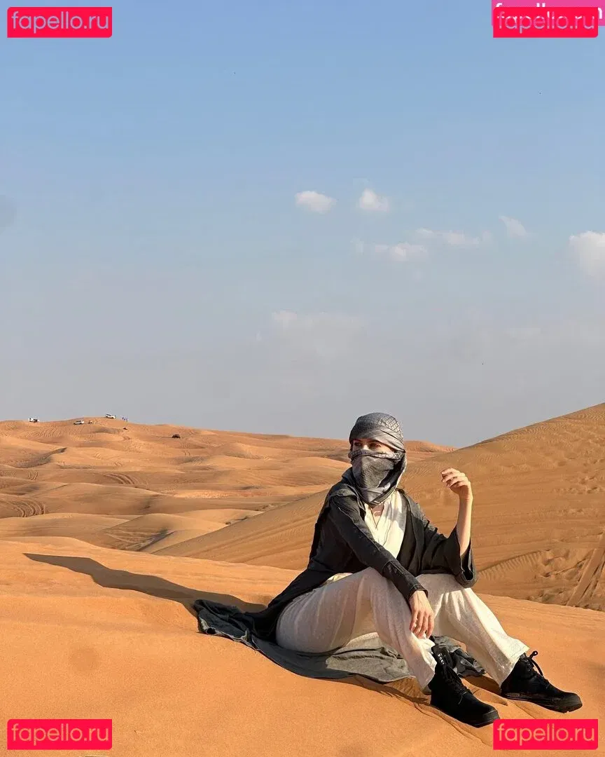 Xenia Tchoumitcheva Onlyfans Photo Gallery 