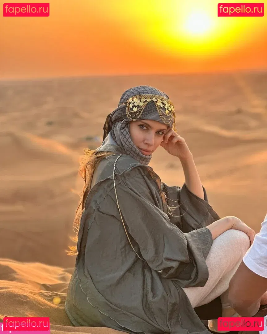 Xenia Tchoumitcheva Onlyfans Photo Gallery 