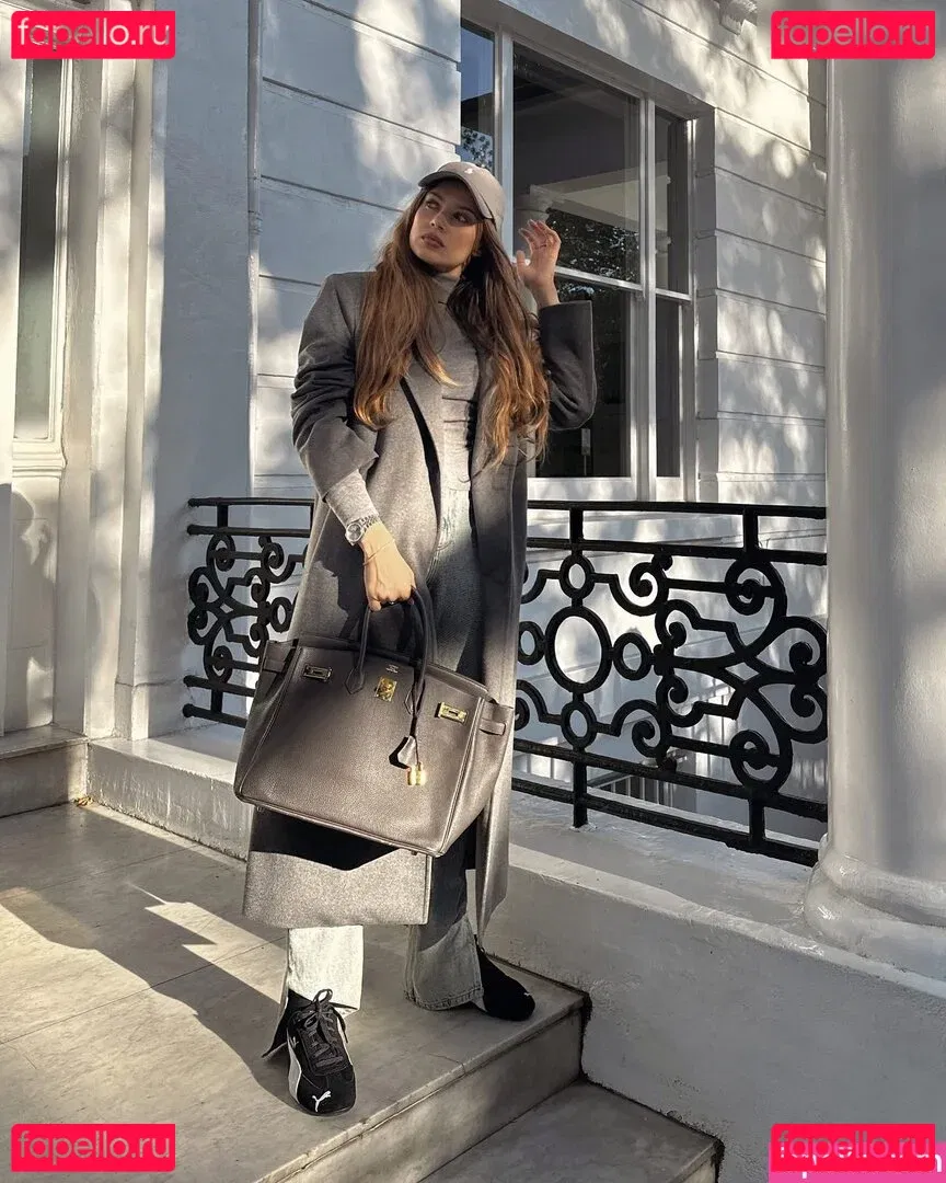 Xenia Tchoumitcheva Onlyfans Photo Gallery 