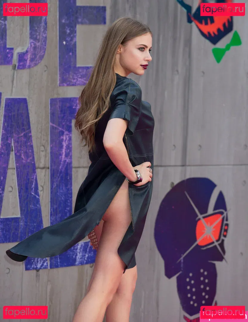 Xenia Tchoumitcheva Onlyfans Photo Gallery 