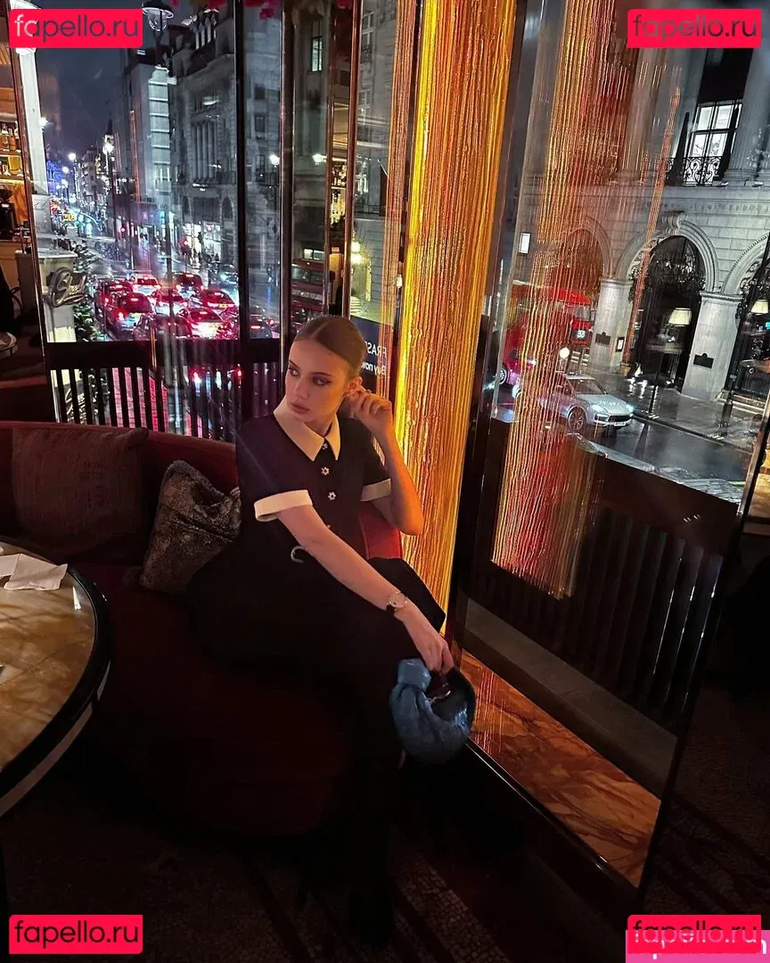 Xenia Tchoumitcheva Onlyfans Photo Gallery 