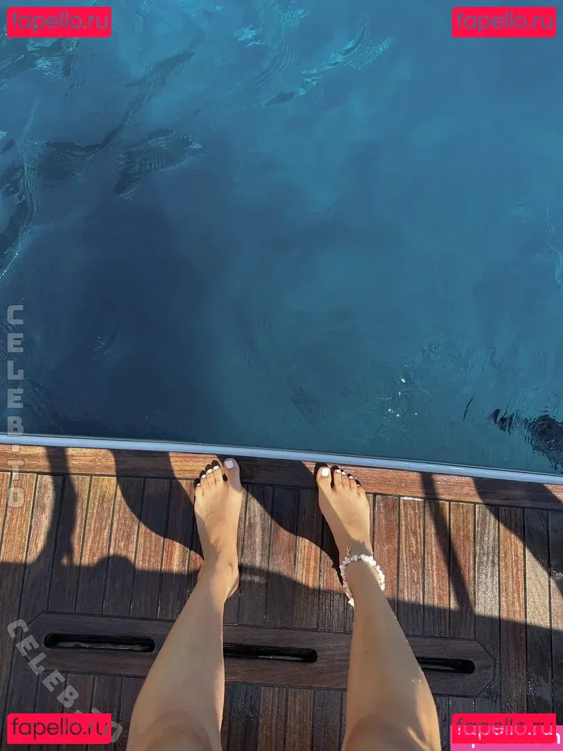 Xenia Tchoumitcheva Onlyfans Photo Gallery 