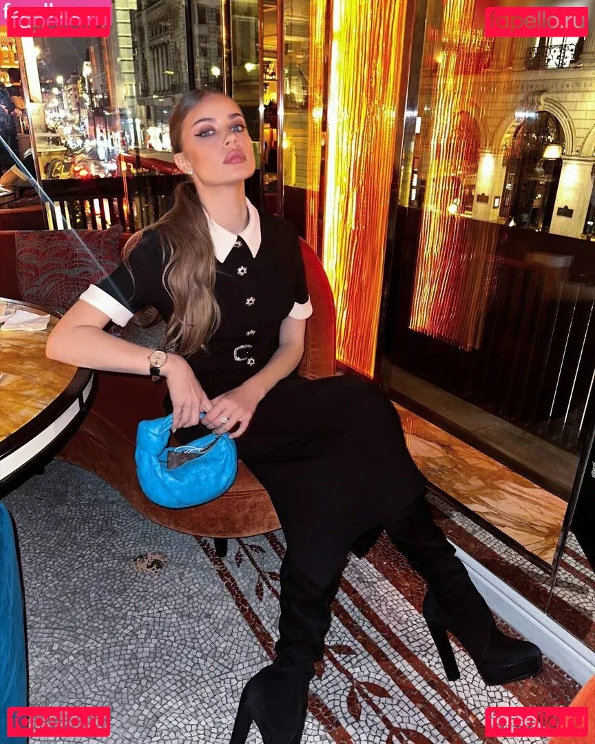 Xenia Tchoumitcheva Onlyfans Photo Gallery 