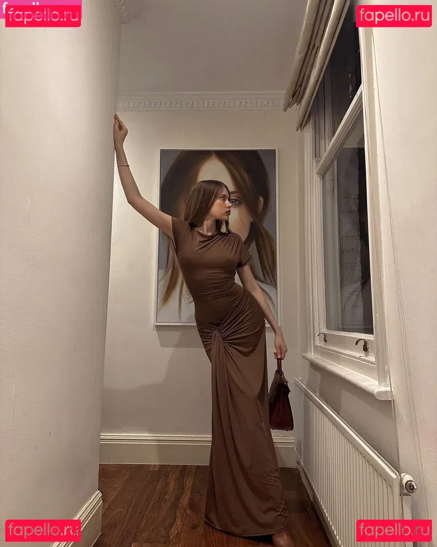 Xenia Tchoumitcheva Onlyfans Photo Gallery 