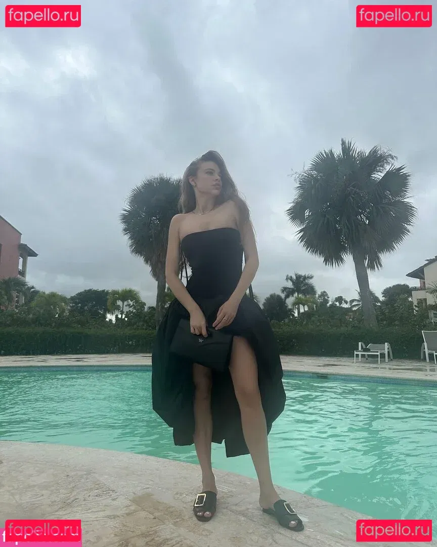 Xenia Tchoumitcheva Onlyfans Photo Gallery 