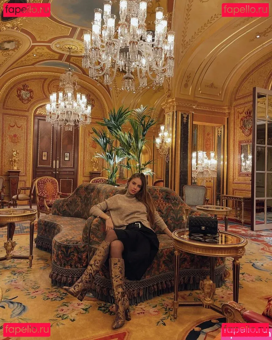 Xenia Tchoumitcheva Onlyfans Photo Gallery 