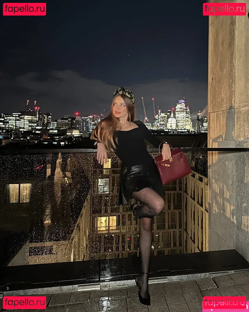 Xenia Tchoumitcheva Onlyfans Photo Gallery 