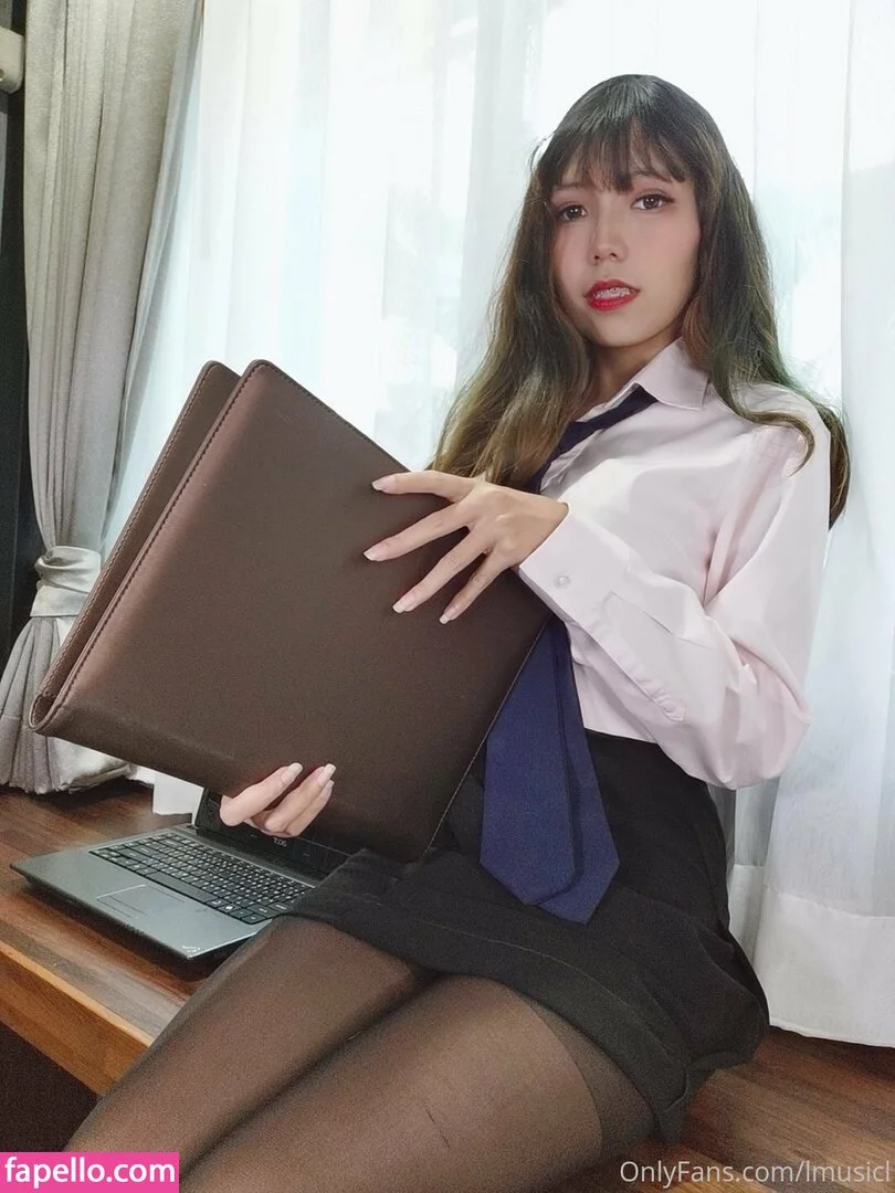 lmusicl Onlyfans Photo Gallery 