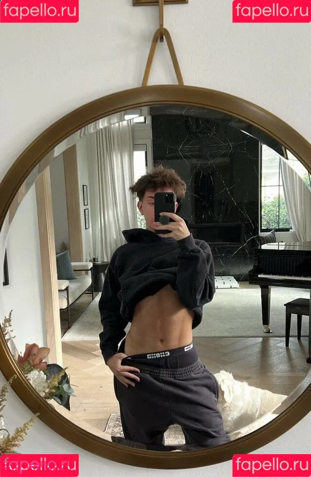 James Charles Onlyfans Photo Gallery 