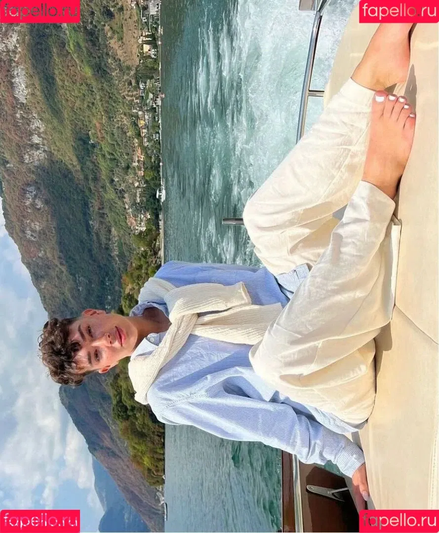 James Charles Onlyfans Photo Gallery 